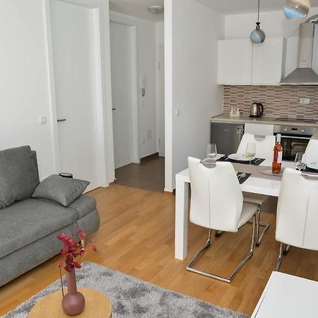 Apartment Leon Sa Privatnim Parkingom Zadar Luaran gambar