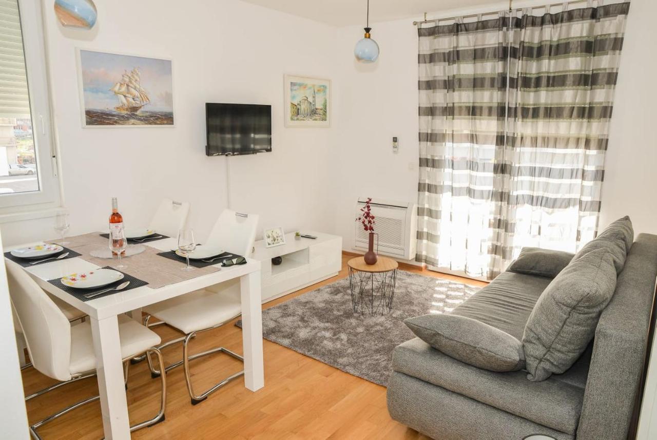 Apartment Leon Sa Privatnim Parkingom Zadar Luaran gambar